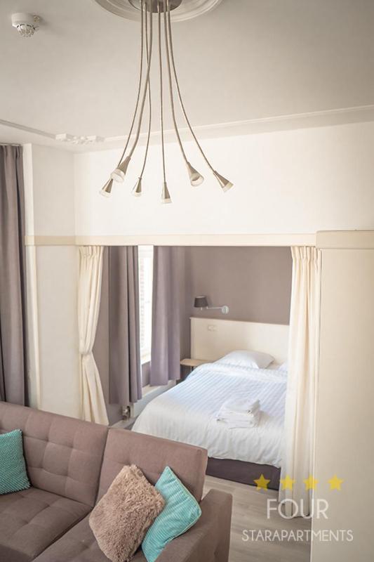 Four Star Apartments - Berkenbosch Blokstraat Den Haag Kamer foto