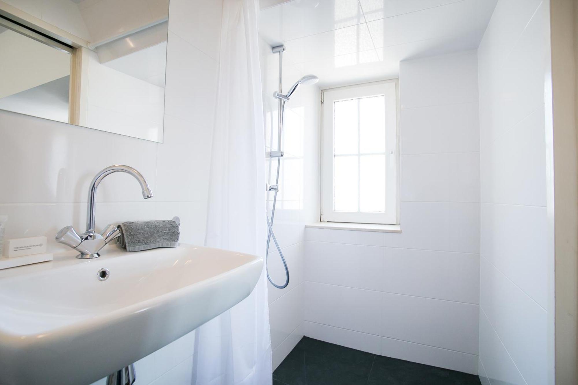 Four Star Apartments - Berkenbosch Blokstraat Den Haag Kamer foto